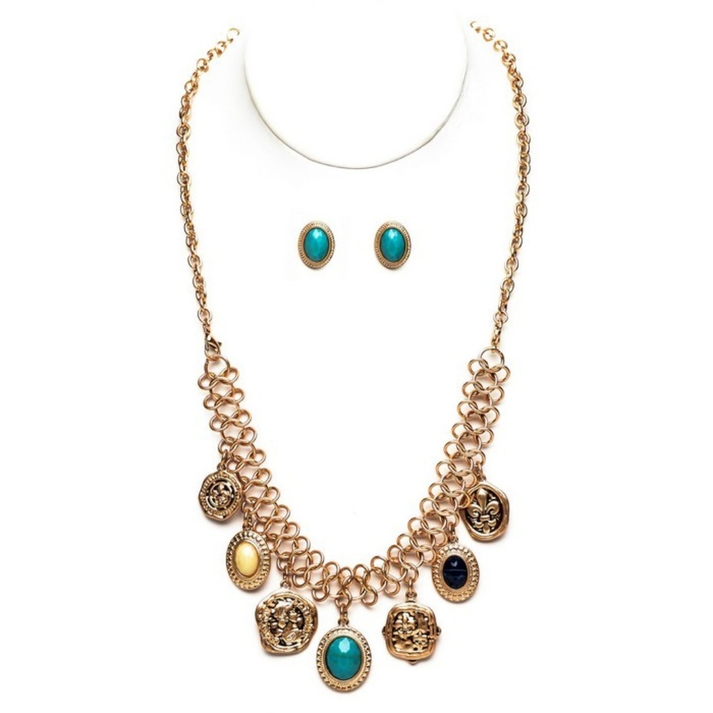 Necklace/Bracelet and Earrings Set